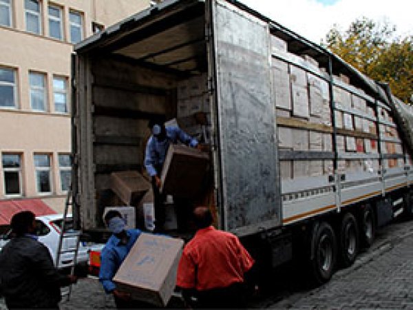 Ağrı'da 605 Bin Paket Kaçak Sigara Yakalandı
