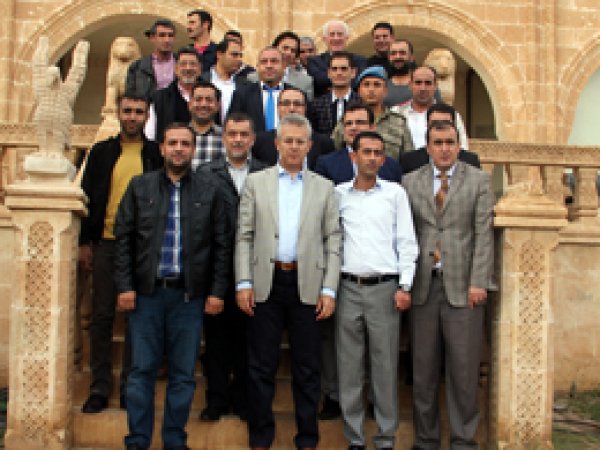 Mardin Valisi Turizmcilerle Bir Araya Geldi 