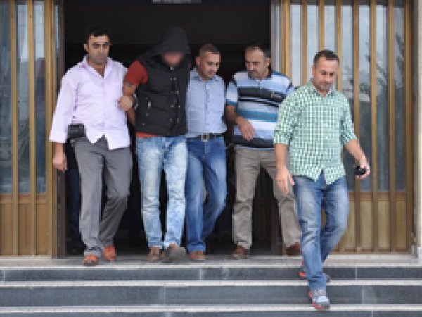 Tarsus'taki Cinayetle İlgili Bir Kişi Tutuklandı 