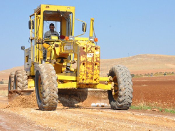 Têznê Mahallesi'nde Yol Onarım Çalışması 