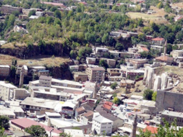 Bitlis'te 4 Minare Aynı Karede 