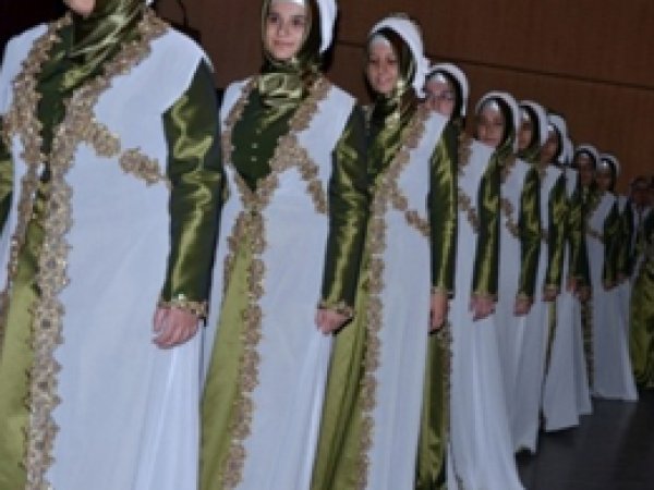 Muş'ta 11 Hafize'ye Taç Giydirildi 
