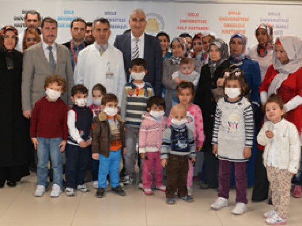 'Lösemi Bulaşıcı Bir Hastalık Değildir'