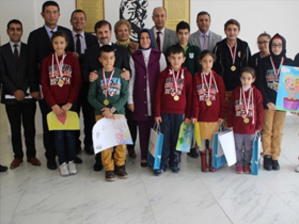 Öğrenciler Arası Resim Yarışması 