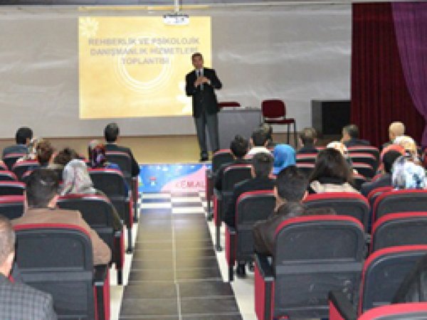 'Öğretmenler, Öğrenci ve Velileri Aydınlatmalı'