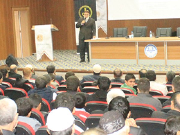 Mardin'de 'Halkların Kardeşliği' Konferansı 
