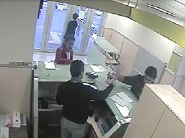 Dolandırıcılık Yapan 3 Kişi Tutuklandı 