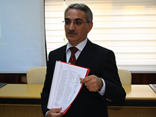 DÜ'de Hizmet İçi Eğitim 
