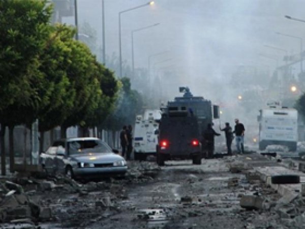 Yüksekova'da 8 Zanlı Yakalandı 