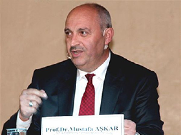 İslami İlimler Fakültesi'ne Dekan Atandı 
