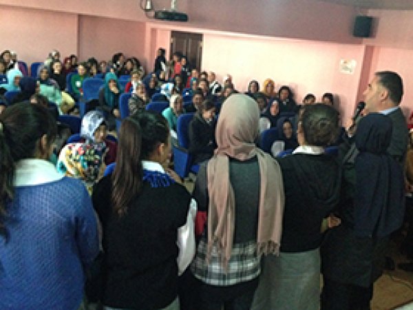 'Her Sınıfın Bir Yetim Kardeşi Var'