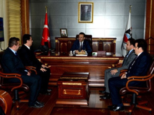 Öğretmenler Vali Aksoy'u  Ziyaret Etti 
