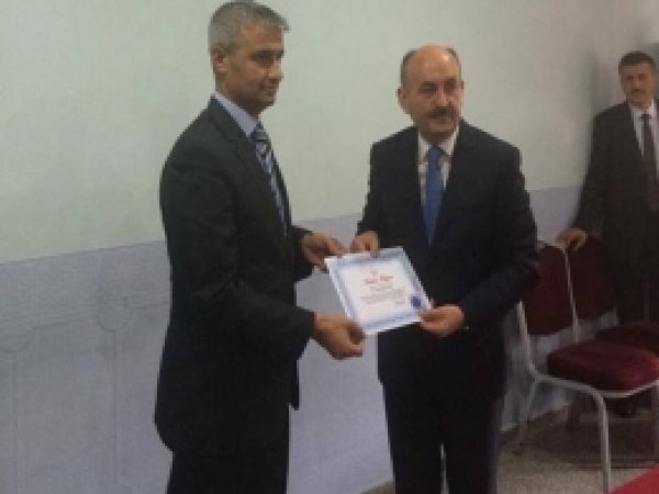 Batman İl Sağlık Müdürü Bakandan Sertifika Aldı 