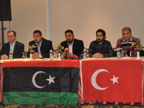 'Eski Rejim Kalıntıları Libya'yı Karıştırıyor'