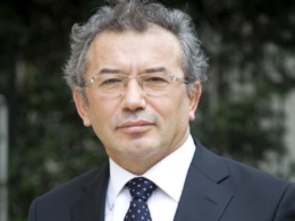Kansere Karşı Beden ve Beyin ile Mücadele
