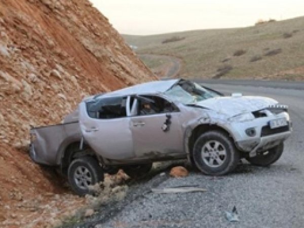 Düğün Konvoyunda Kaza: 1 Ölü, 7 Yaralı