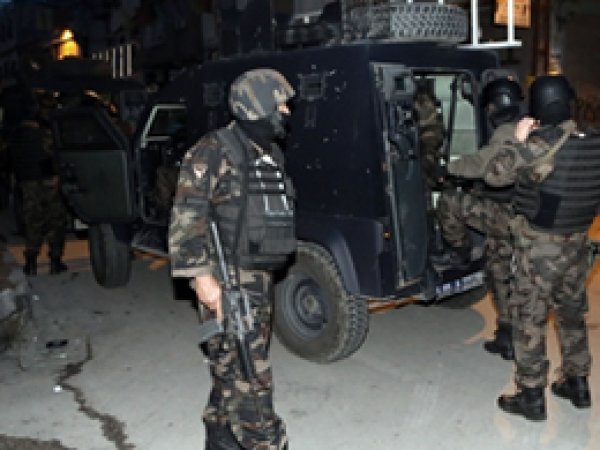 Elazığ'da Uyuşturucu Operasyonu: 30 Gözaltı