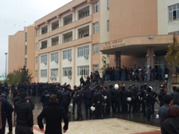 Bilge Gençlik Kulübü Standına Saldırı