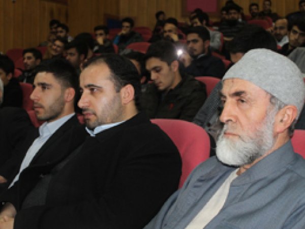 Aksa Gençlik'ten ‘İslam ve Gençlik’ Konferansı