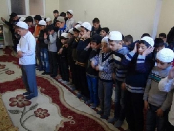 "Haydi Çocuklar Namaza" 