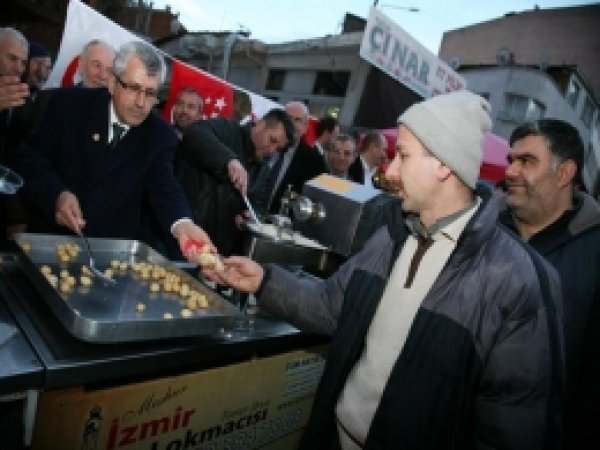 'Milletin Parası Reklama Gidiyor'
