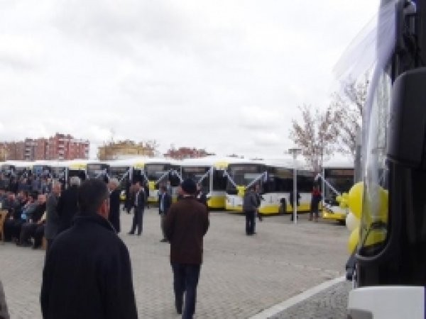 Konya'da 100 Doğalgazlı Otobüs Hizmete Girdi 