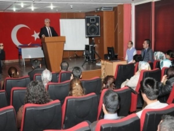 Ataması Yapılan Öğretmenlere Seminer 