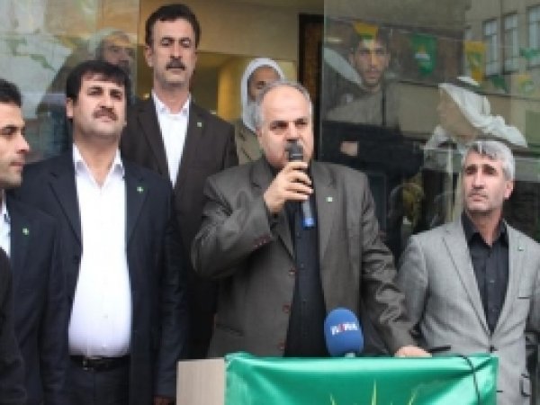 'La Türkiye, La Kürdiye, La Arabiye, İslamiye İslamiye'