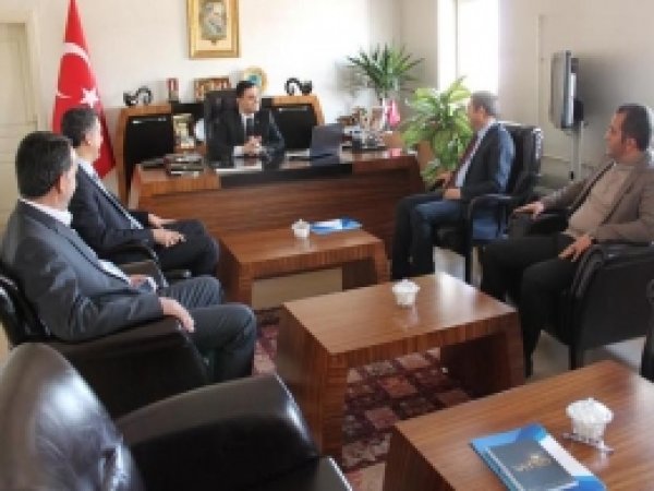 'İran Olmazsa Bölgeyi Geliştirmemiz Mümkün Değil' 