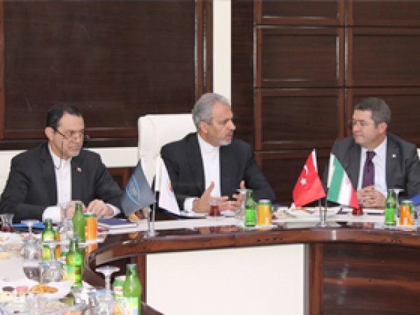 İran Büyükelçisi'nden Van TSO'ya Ziyaret  