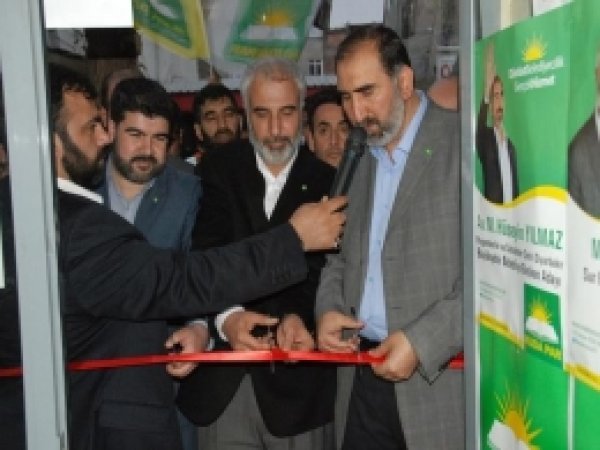HÜDA PAR'dan Diyarbakır'da 3 Seçim Bürosu Açılışı 