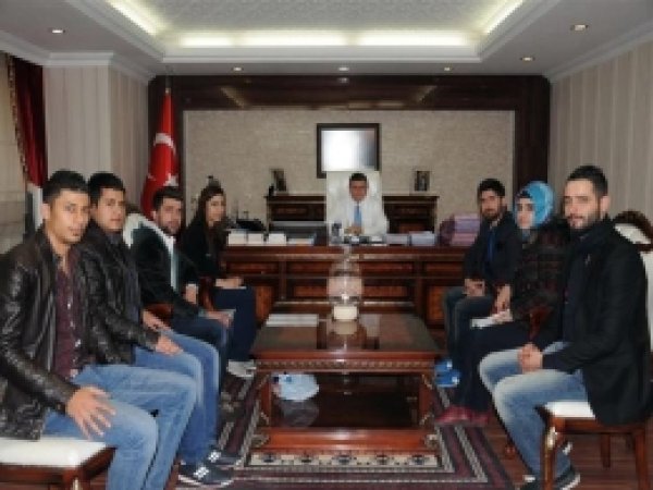 Tarih Ve Yaşam Topluluğu'ndan Vali'ye Ziyaret 