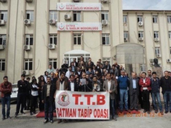 'Dr.Türe Görevine İade Edilsin'