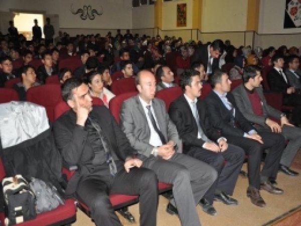 YGS'ye Girecek Öğrencilere Motivasyon Toplantısı 