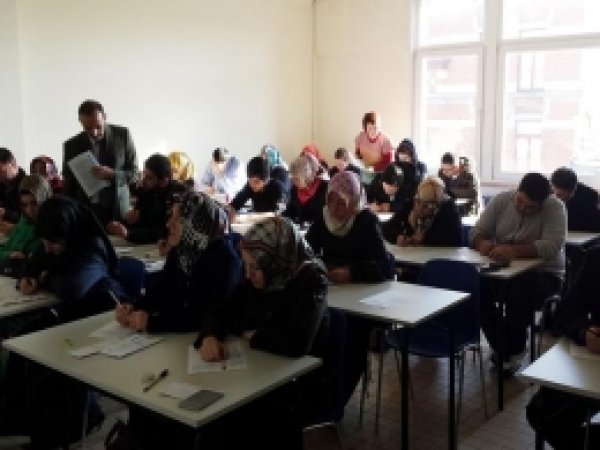 AÖL Batı Avrupa Programı Sınavları Yapıldı 
