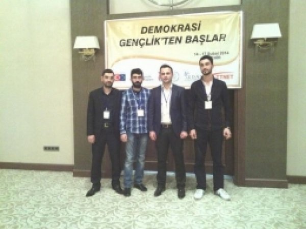 "Demokrasi Gençlikten Başlar" 