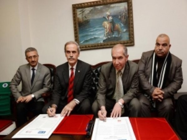 Bursa El Halil İle Kardeş Kent Oldu 