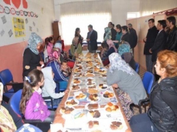 Başarılı Kursiyerlere Sertifika Verildi 