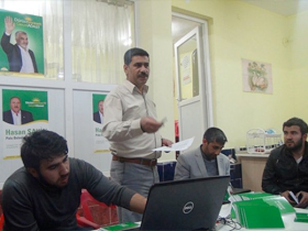 Palu HÜDA PAR'dan Sandık Müşahitlerine Seminer 
