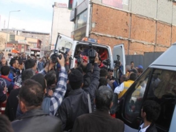 Başbakan'ın Mitinginde Olay: 1 Yaralı   