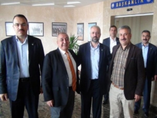 Gök'ten Ticaret Borsasına Nezaket Ziyareti 