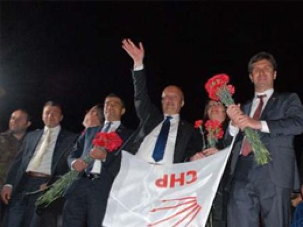 Burdur'da CHP Adayı Kazandı