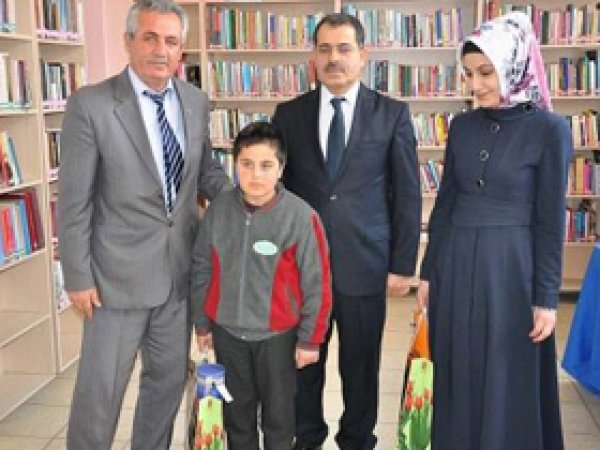 4. Sınıf Öğrencisi Bir Yılda 150 Kitap Okudu 