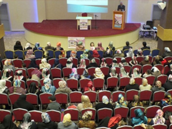 Van'da 'Erdemli Toplum' Konferansı