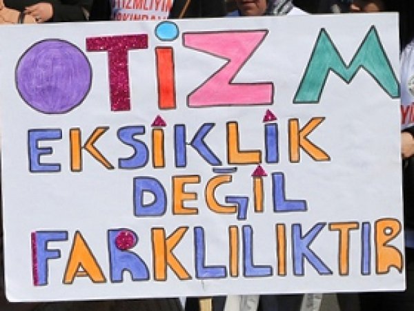 2 Nisan Dünya Otizm Farkındalık Günü 