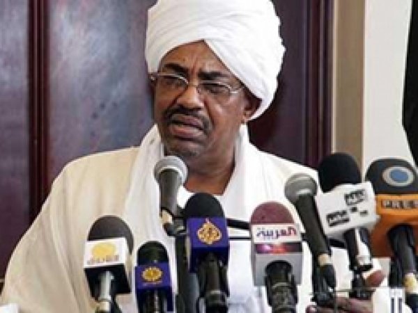 AB-Afrika Zirvesi'ne Ömer El Beşir'i Davet Edilmedi