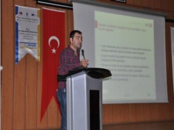 Batman Üniversitesinde Proje Eğitimi Verildi 