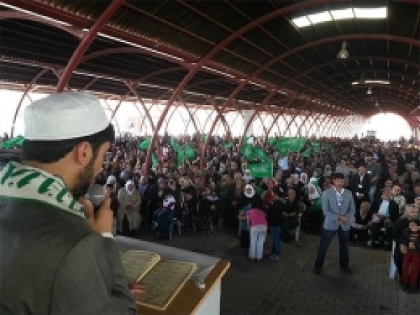 Kayseri'deki Kutlu Doğum Etkinliğine Halktan Yoğun İlgi   
