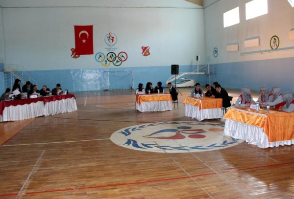 Ağrı'da Arapça Bilgi Yarışması Düzenlendi 