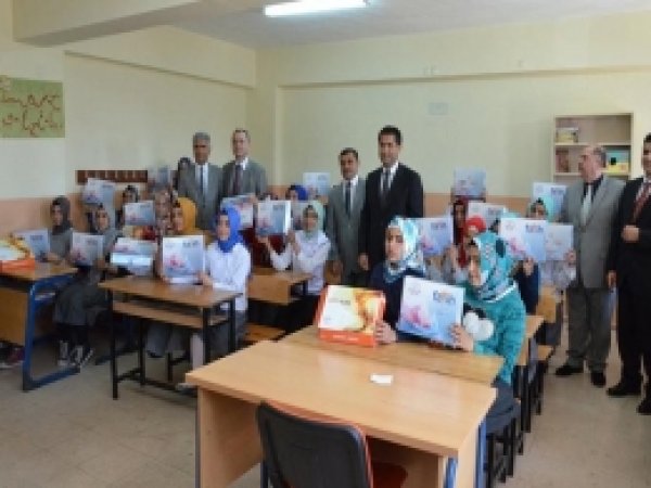 Şanlıurfa'da 18 Bin 244 Adet Tablet Bilgisayar Dağıtıldı 